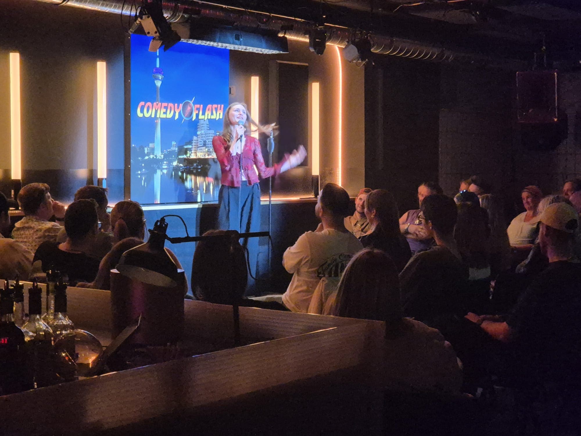 Comedy Club Düsseldorf Comedyflash Tickets Abend
